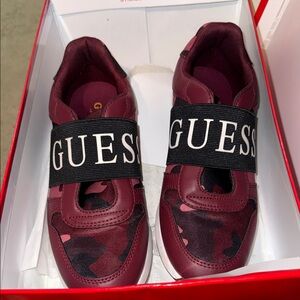 Guess Burgundy Camouflage Strap Sneakers